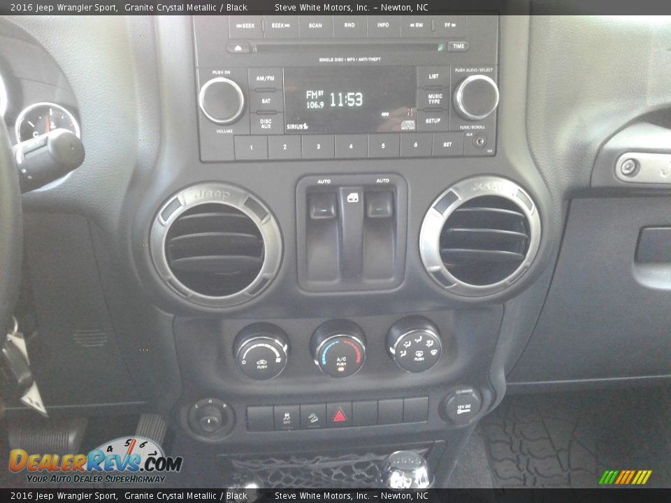 2016 Jeep Wrangler Sport Granite Crystal Metallic / Black Photo #19