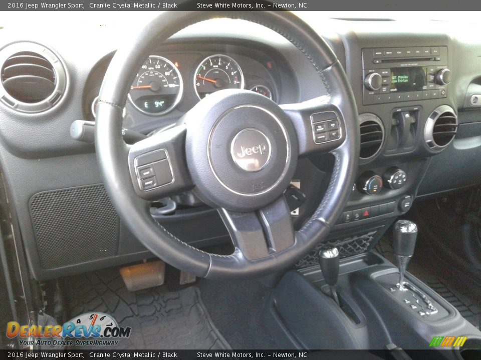 2016 Jeep Wrangler Sport Granite Crystal Metallic / Black Photo #23