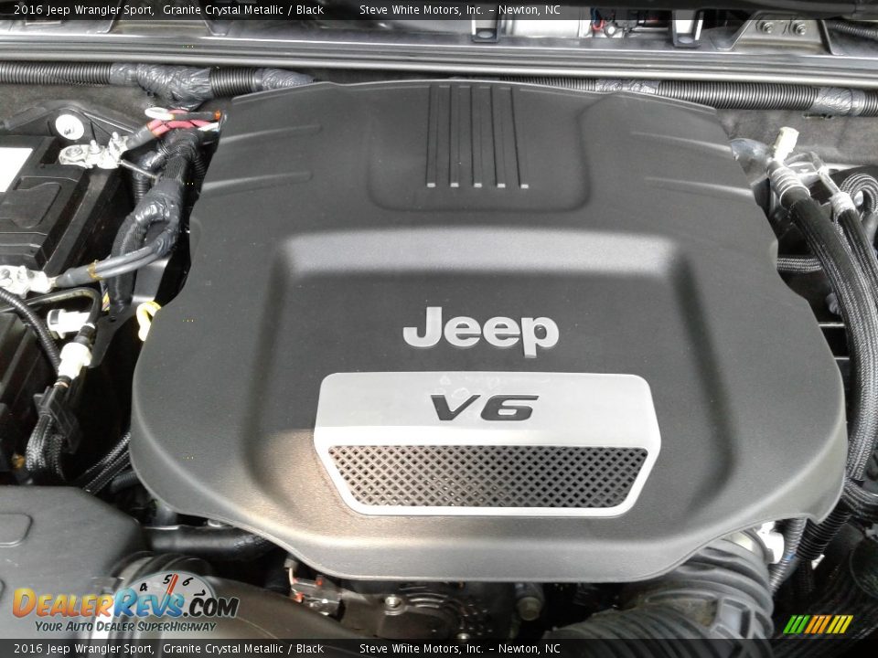 2016 Jeep Wrangler Sport Granite Crystal Metallic / Black Photo #26