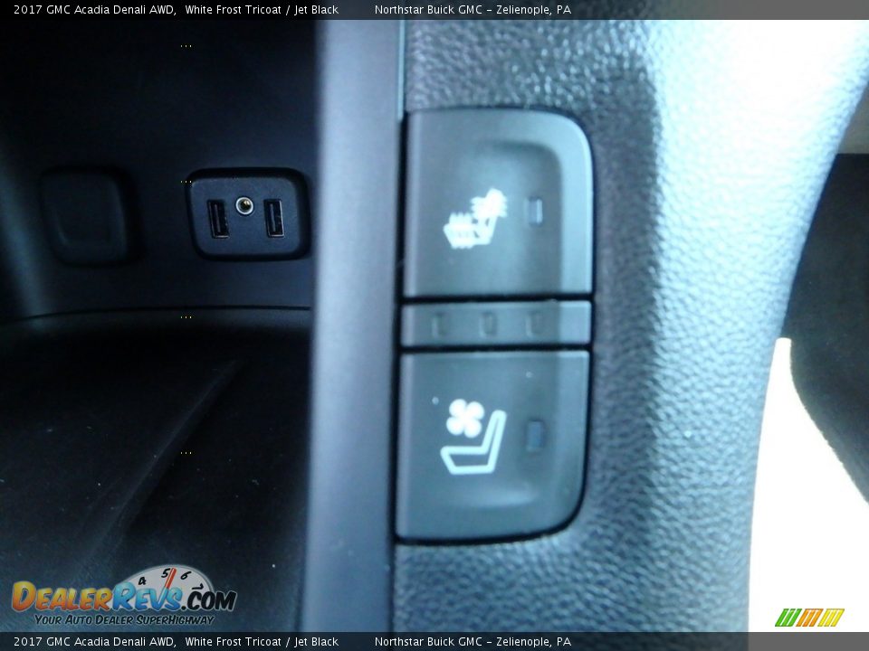 2017 GMC Acadia Denali AWD White Frost Tricoat / Jet Black Photo #25