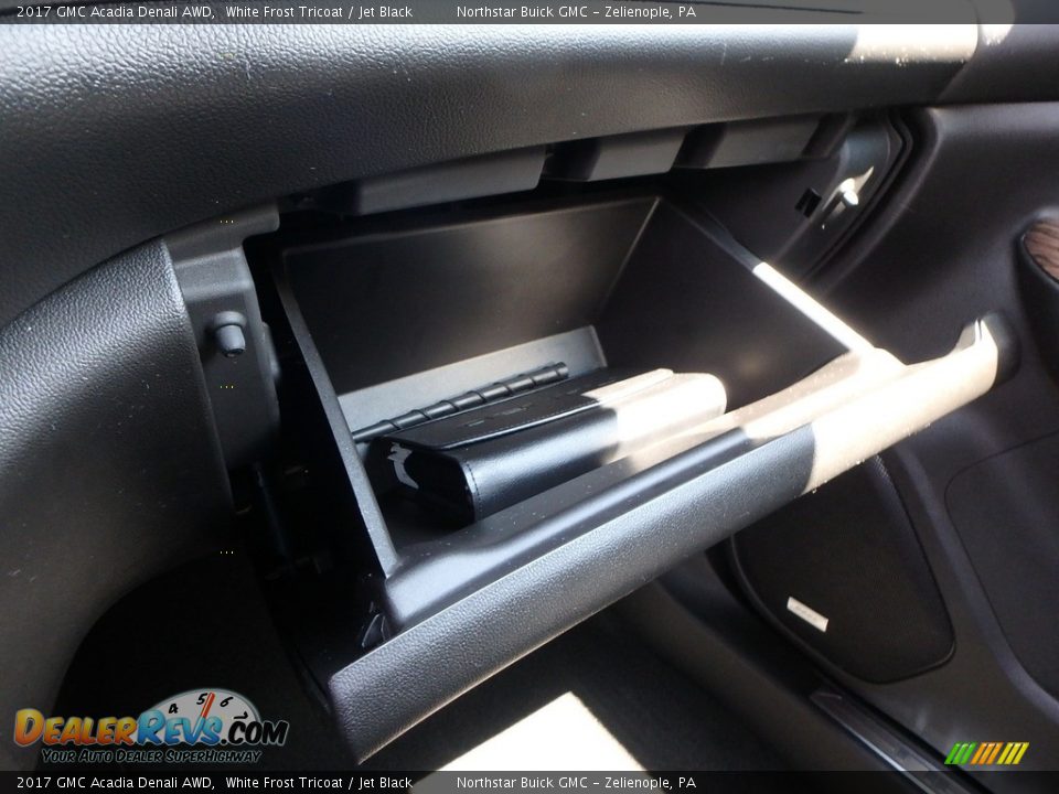 2017 GMC Acadia Denali AWD White Frost Tricoat / Jet Black Photo #29