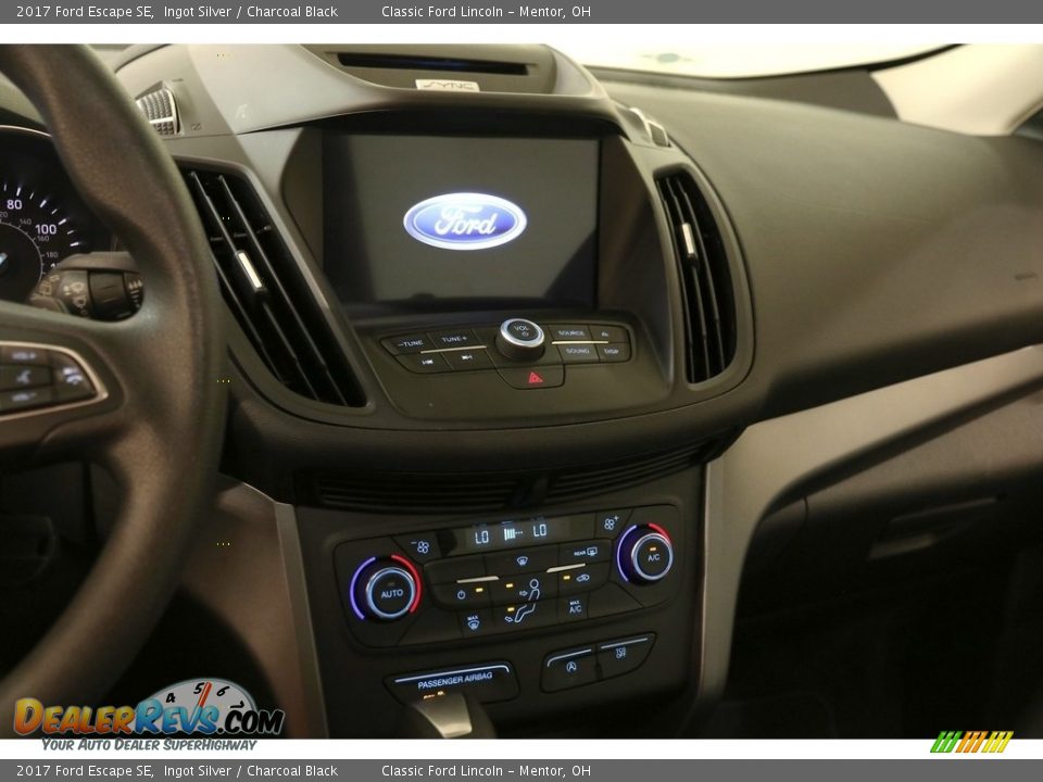 2017 Ford Escape SE Ingot Silver / Charcoal Black Photo #10
