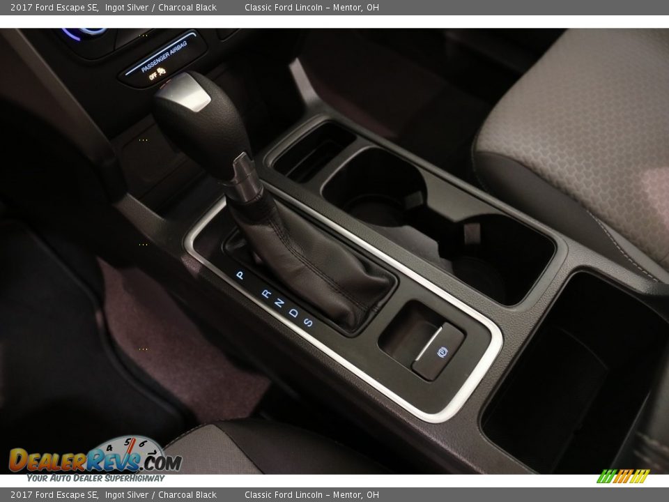 2017 Ford Escape SE Ingot Silver / Charcoal Black Photo #15