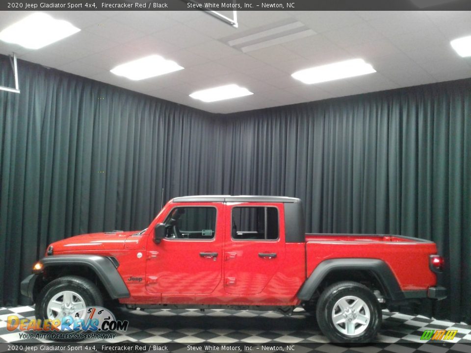 2020 Jeep Gladiator Sport 4x4 Firecracker Red / Black Photo #1