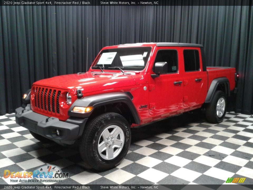 2020 Jeep Gladiator Sport 4x4 Firecracker Red / Black Photo #2