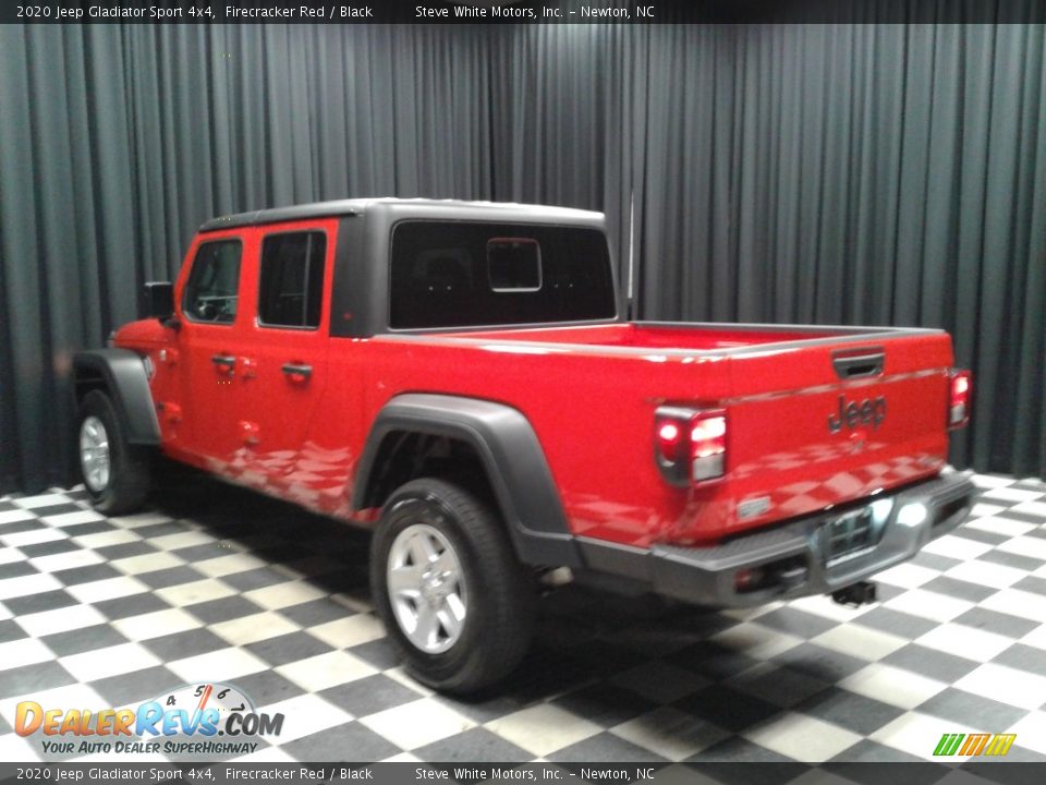 2020 Jeep Gladiator Sport 4x4 Firecracker Red / Black Photo #8