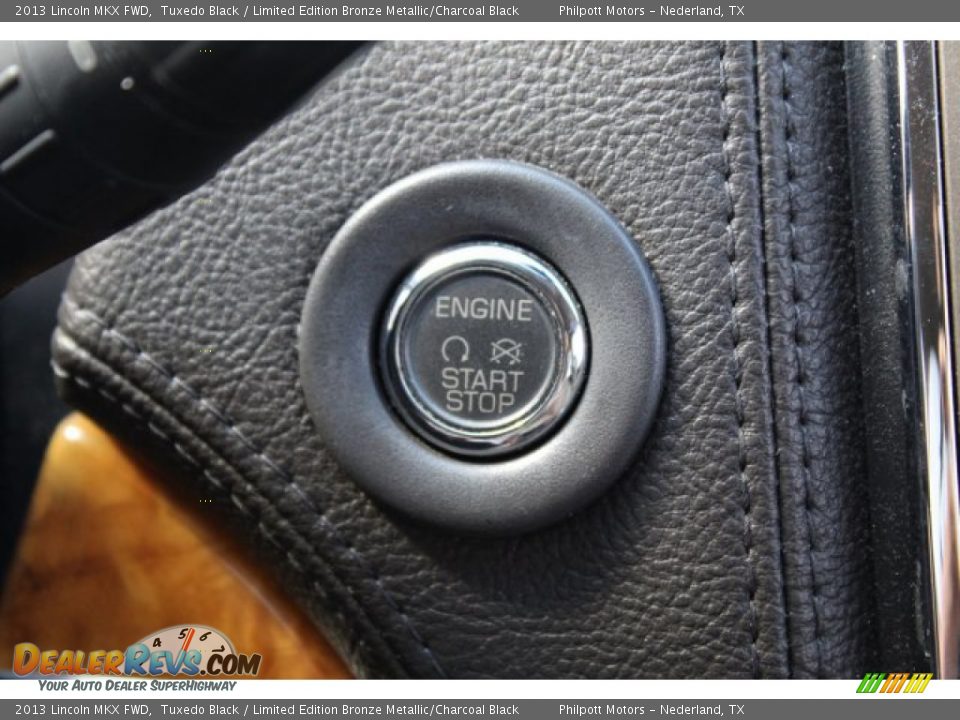 2013 Lincoln MKX FWD Tuxedo Black / Limited Edition Bronze Metallic/Charcoal Black Photo #19