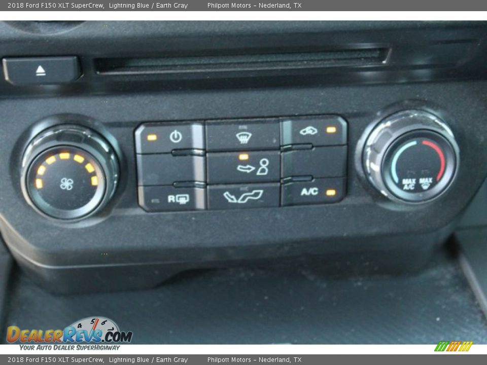 2018 Ford F150 XLT SuperCrew Lightning Blue / Earth Gray Photo #18