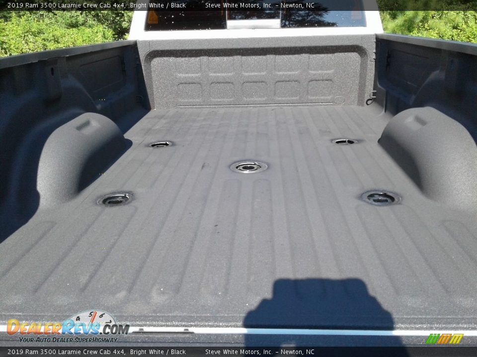 2019 Ram 3500 Laramie Crew Cab 4x4 Bright White / Black Photo #14