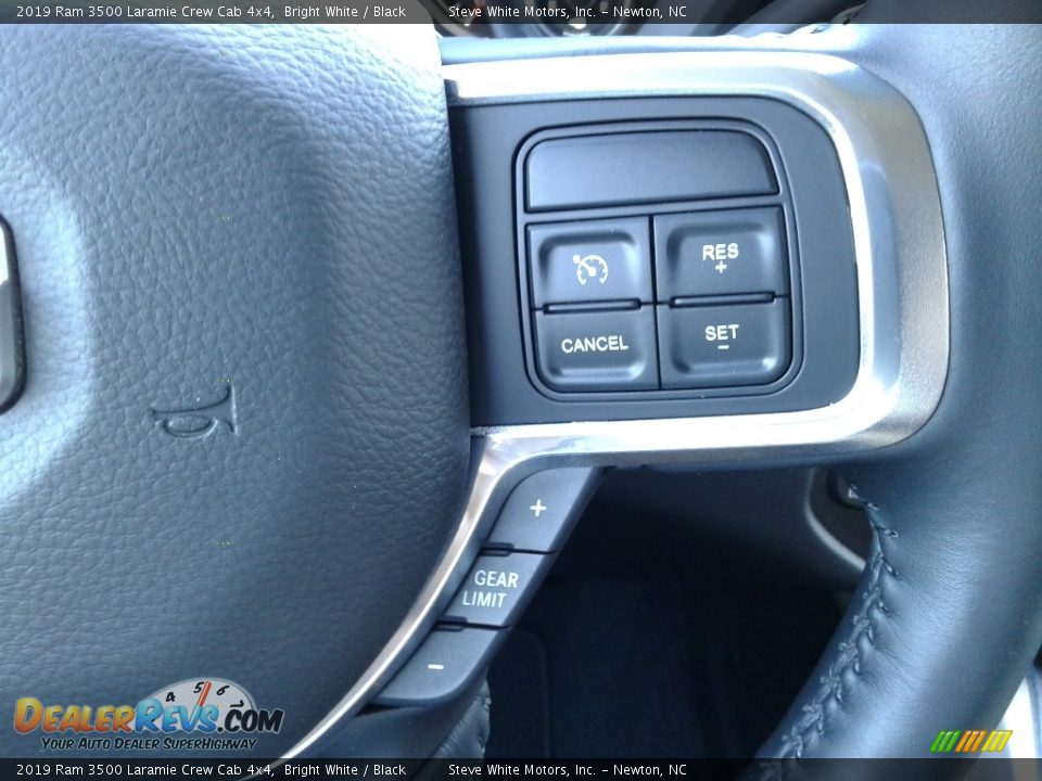 2019 Ram 3500 Laramie Crew Cab 4x4 Bright White / Black Photo #21