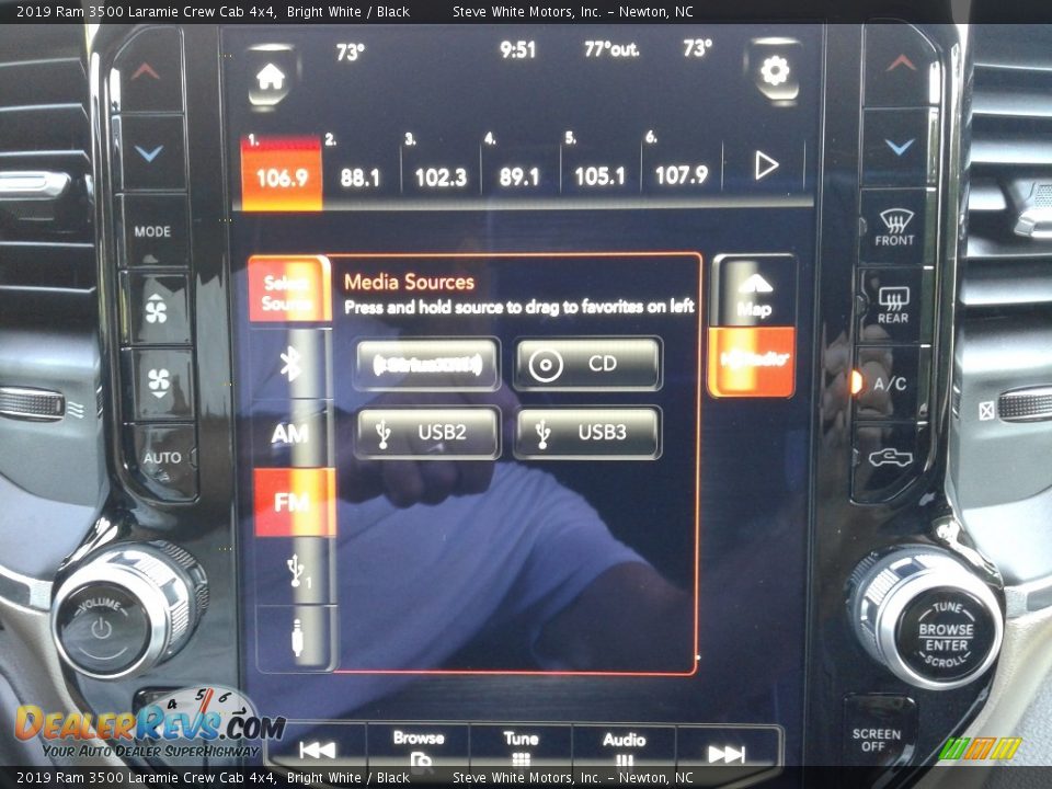 2019 Ram 3500 Laramie Crew Cab 4x4 Bright White / Black Photo #24