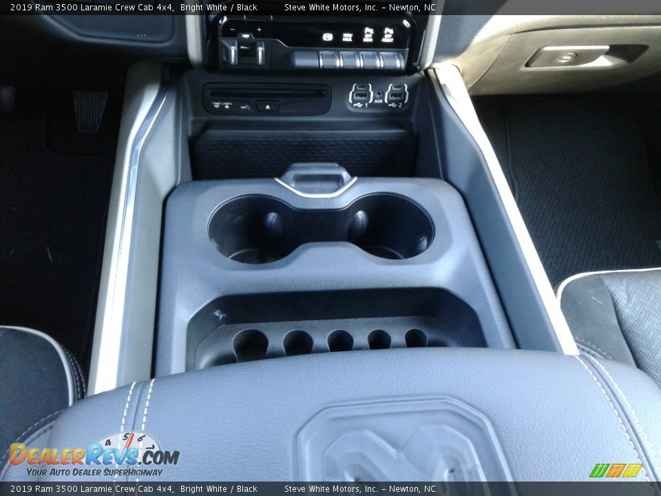 2019 Ram 3500 Laramie Crew Cab 4x4 Bright White / Black Photo #31