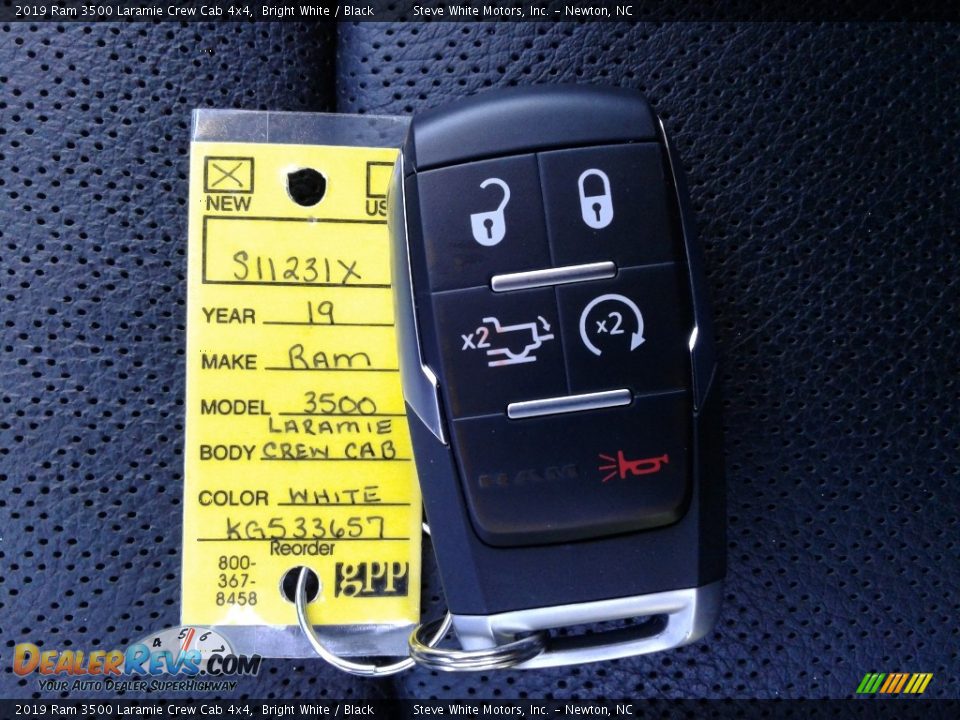 2019 Ram 3500 Laramie Crew Cab 4x4 Bright White / Black Photo #34