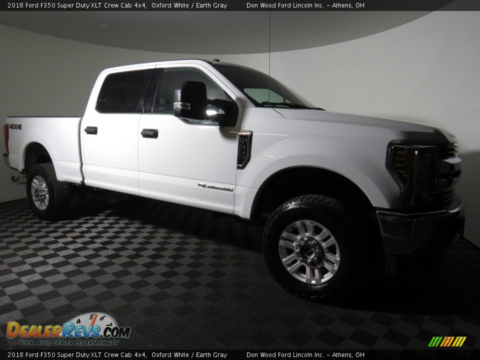 2018 Ford F350 Super Duty XLT Crew Cab 4x4 Oxford White / Earth Gray Photo #2