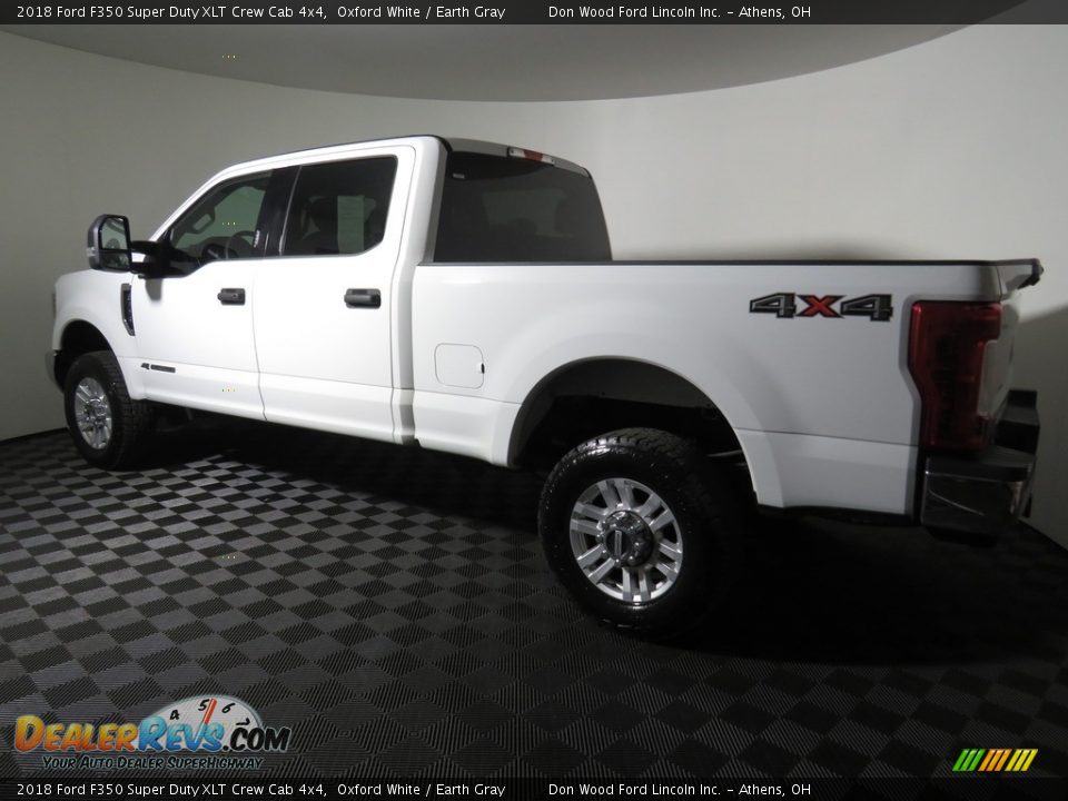 2018 Ford F350 Super Duty XLT Crew Cab 4x4 Oxford White / Earth Gray Photo #8