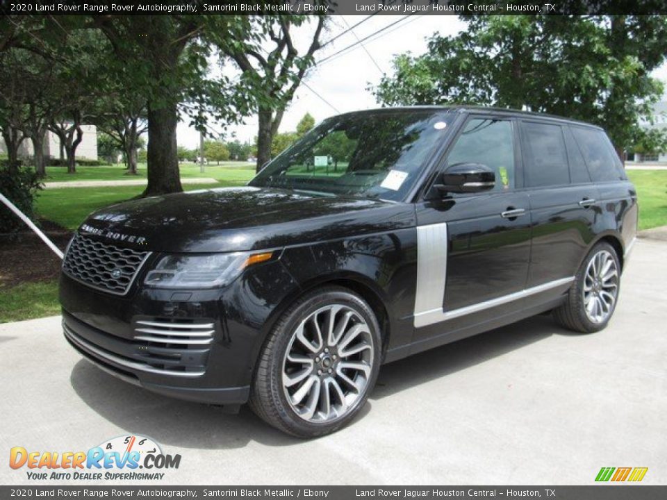 Front 3/4 View of 2020 Land Rover Range Rover Autobiography Photo #10