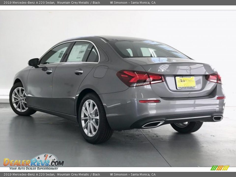 2019 Mercedes-Benz A 220 Sedan Mountain Grey Metallic / Black Photo #2