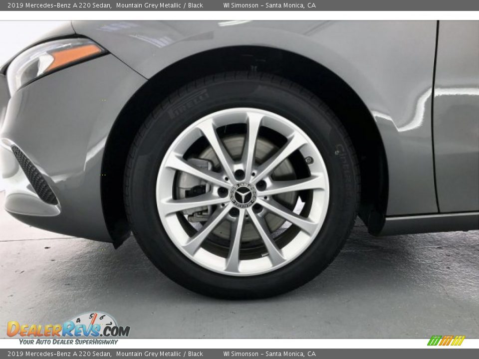2019 Mercedes-Benz A 220 Sedan Mountain Grey Metallic / Black Photo #9