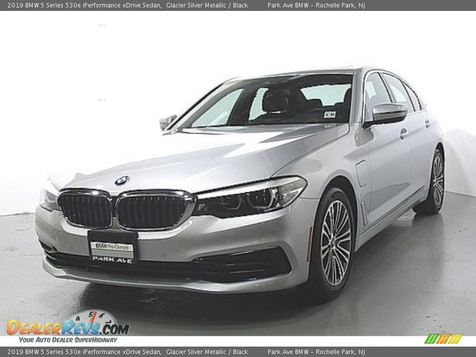 2019 BMW 5 Series 530e iPerformance xDrive Sedan Glacier Silver Metallic / Black Photo #1