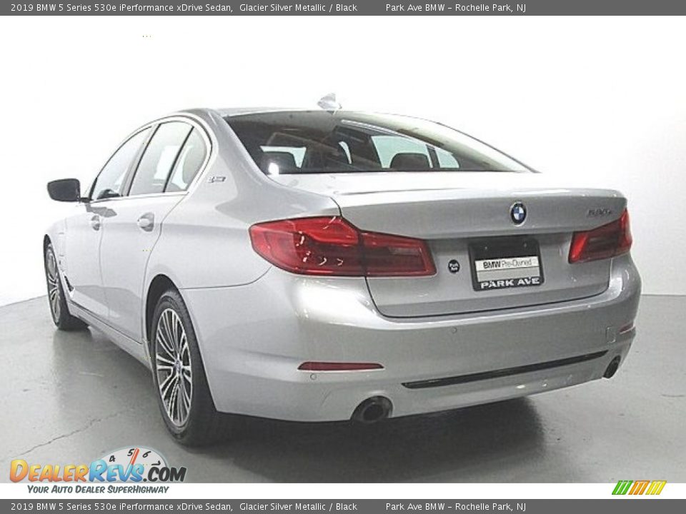 2019 BMW 5 Series 530e iPerformance xDrive Sedan Glacier Silver Metallic / Black Photo #2