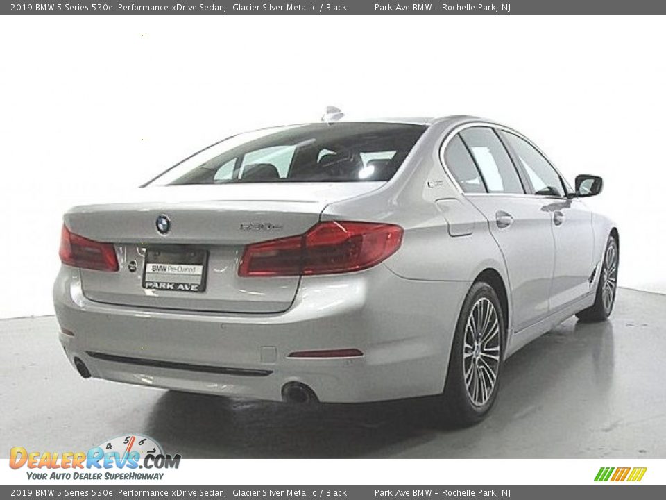2019 BMW 5 Series 530e iPerformance xDrive Sedan Glacier Silver Metallic / Black Photo #4