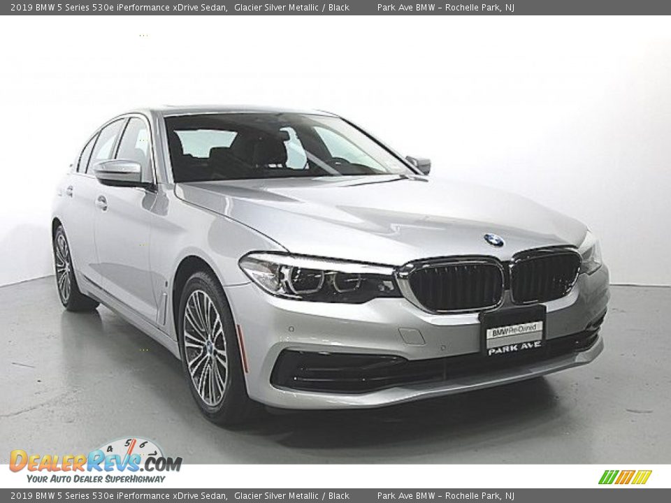 2019 BMW 5 Series 530e iPerformance xDrive Sedan Glacier Silver Metallic / Black Photo #5