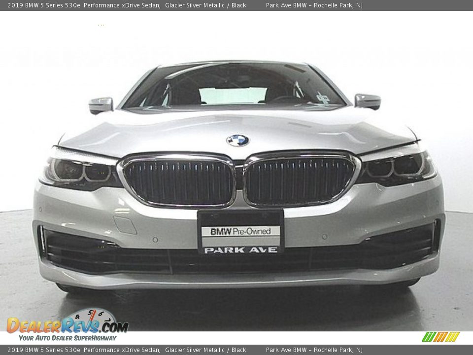 2019 BMW 5 Series 530e iPerformance xDrive Sedan Glacier Silver Metallic / Black Photo #6