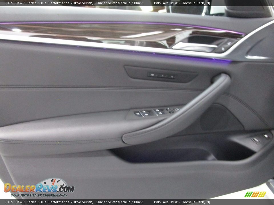 2019 BMW 5 Series 530e iPerformance xDrive Sedan Glacier Silver Metallic / Black Photo #7