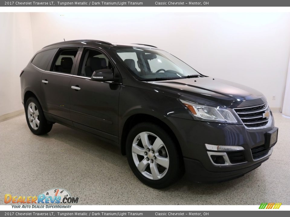 2017 Chevrolet Traverse LT Tungsten Metallic / Dark Titanium/Light Titanium Photo #1