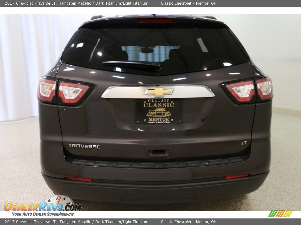 2017 Chevrolet Traverse LT Tungsten Metallic / Dark Titanium/Light Titanium Photo #21
