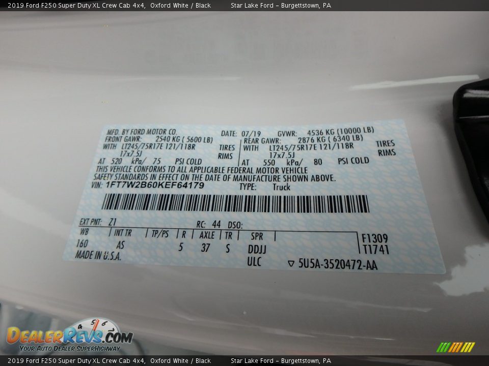 2019 Ford F250 Super Duty XL Crew Cab 4x4 Oxford White / Black Photo #9