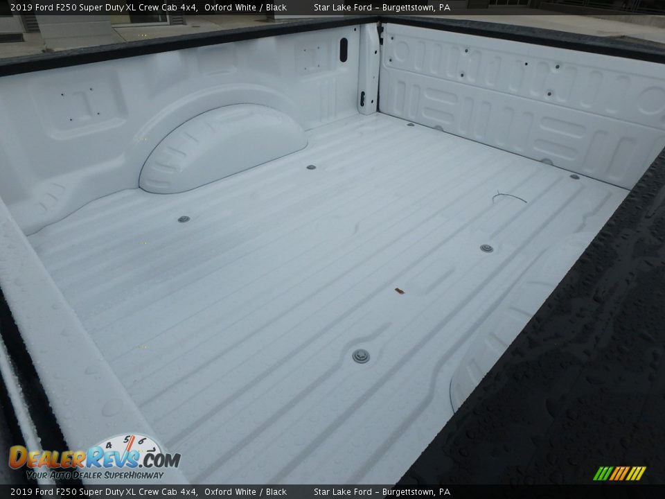 2019 Ford F250 Super Duty XL Crew Cab 4x4 Oxford White / Black Photo #15