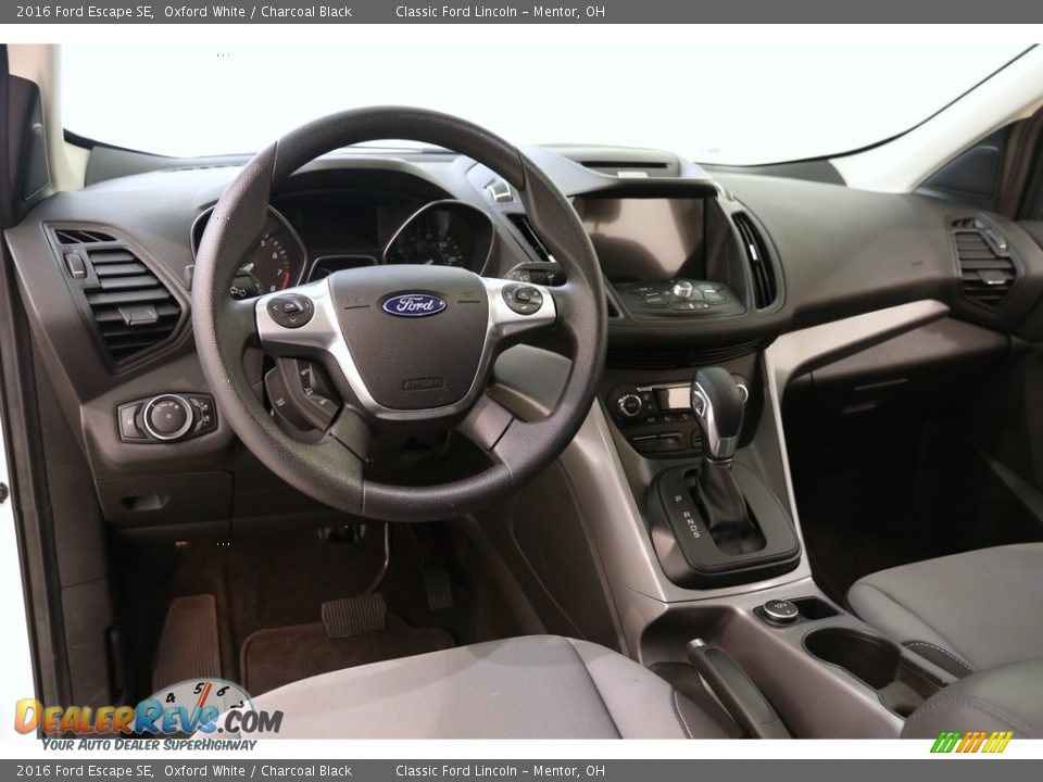 2016 Ford Escape SE Oxford White / Charcoal Black Photo #6