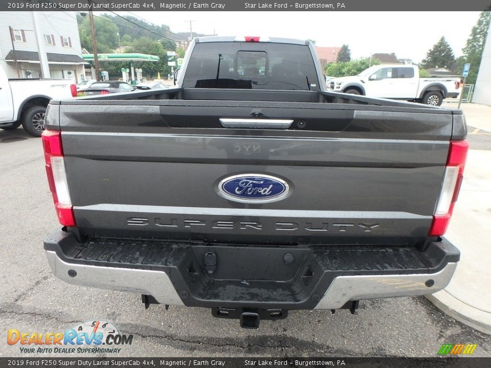 2019 Ford F250 Super Duty Lariat SuperCab 4x4 Magnetic / Earth Gray Photo #6