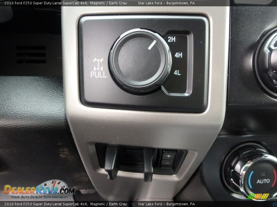 2019 Ford F250 Super Duty Lariat SuperCab 4x4 Magnetic / Earth Gray Photo #17