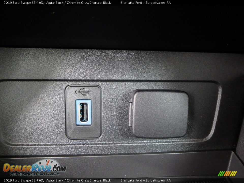2019 Ford Escape SE 4WD Agate Black / Chromite Gray/Charcoal Black Photo #17