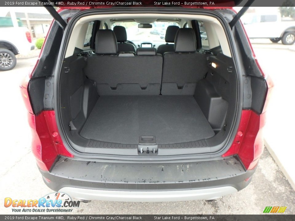 2019 Ford Escape Titanium 4WD Ruby Red / Chromite Gray/Charcoal Black Photo #7