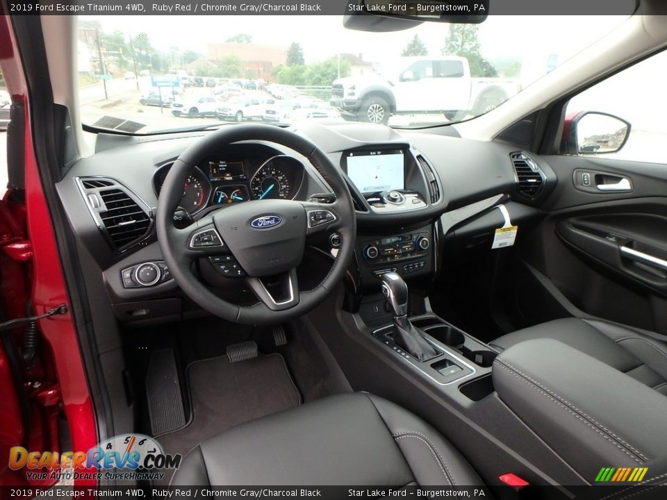2019 Ford Escape Titanium 4WD Ruby Red / Chromite Gray/Charcoal Black Photo #14
