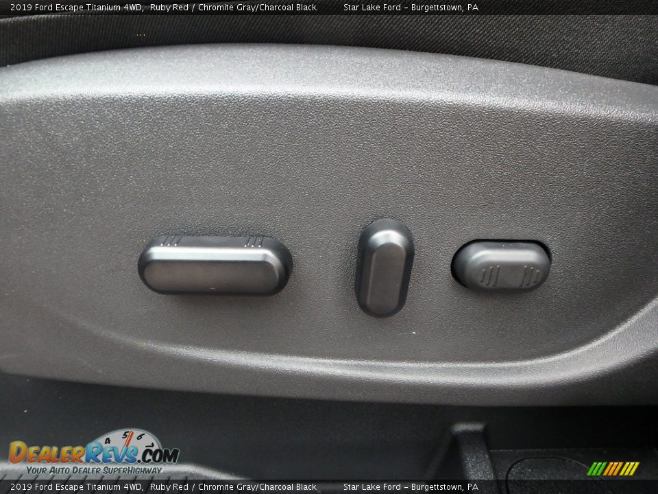 2019 Ford Escape Titanium 4WD Ruby Red / Chromite Gray/Charcoal Black Photo #20