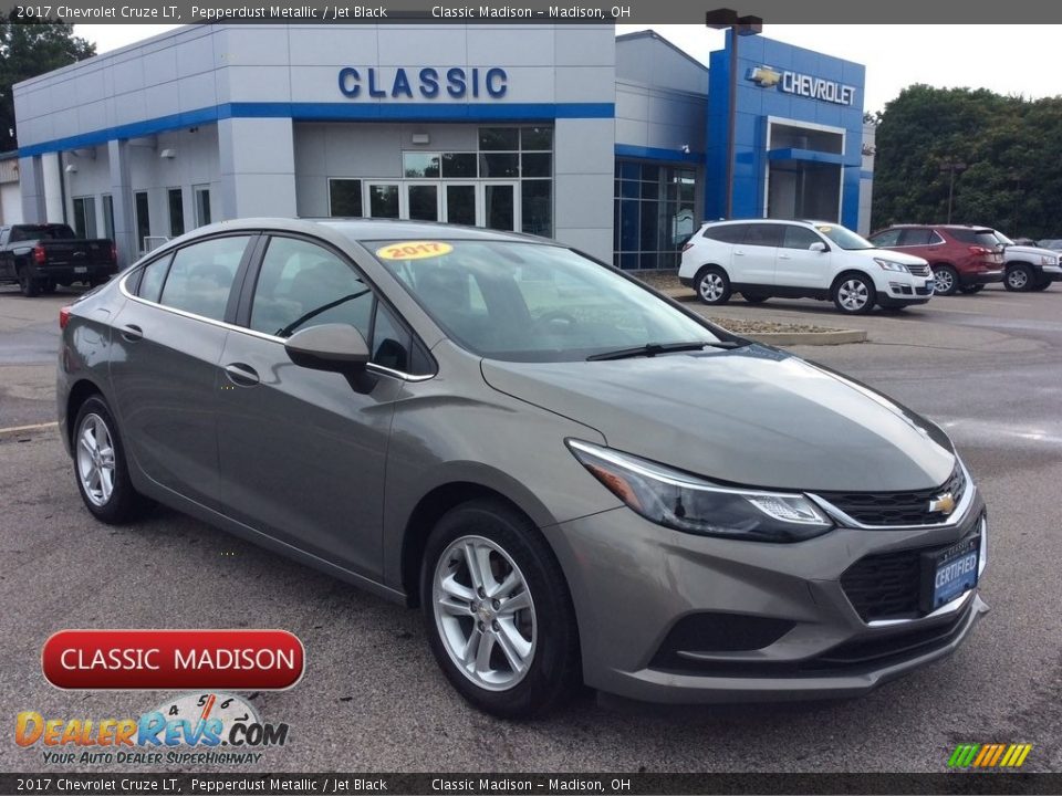 2017 Chevrolet Cruze LT Pepperdust Metallic / Jet Black Photo #1
