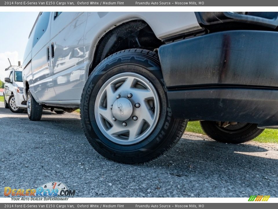 2014 Ford E-Series Van E150 Cargo Van Oxford White / Medium Flint Photo #14