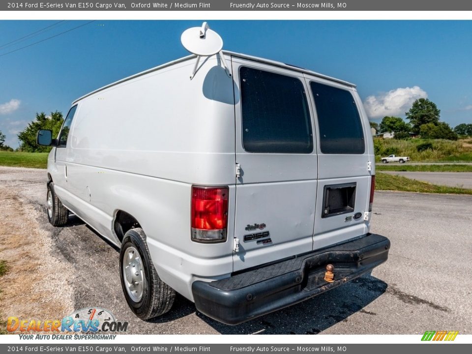 2014 Ford E-Series Van E150 Cargo Van Oxford White / Medium Flint Photo #16