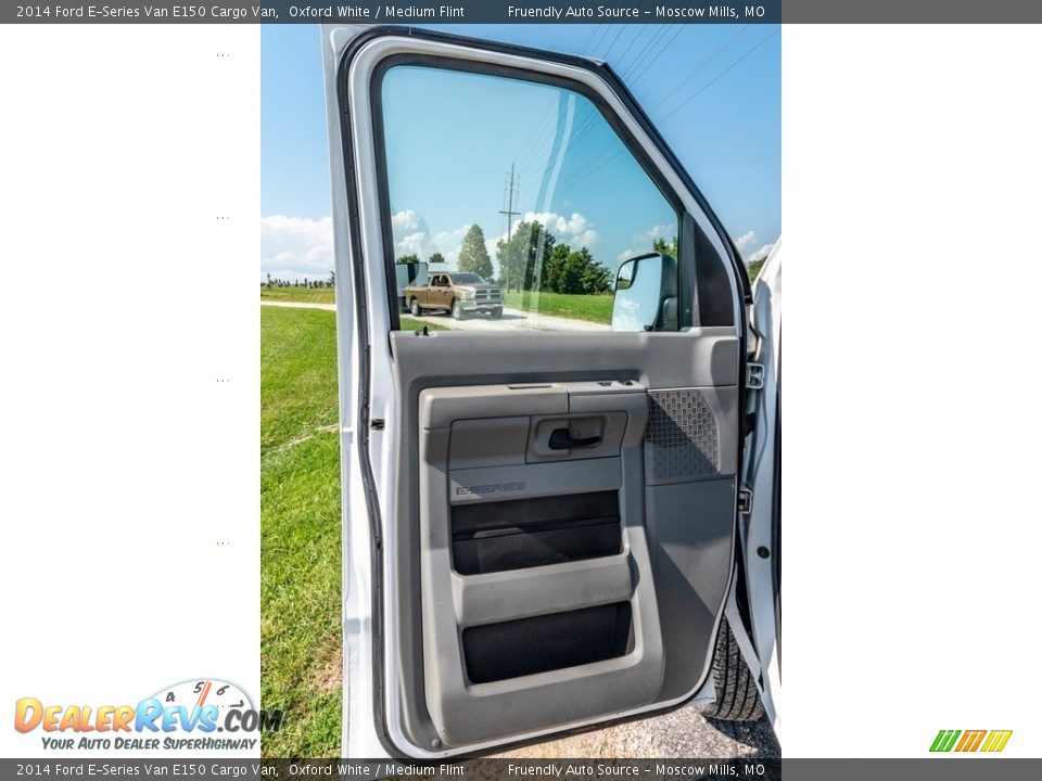 2014 Ford E-Series Van E150 Cargo Van Oxford White / Medium Flint Photo #24