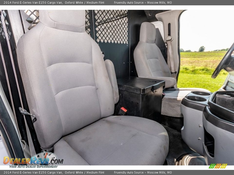 2014 Ford E-Series Van E150 Cargo Van Oxford White / Medium Flint Photo #28
