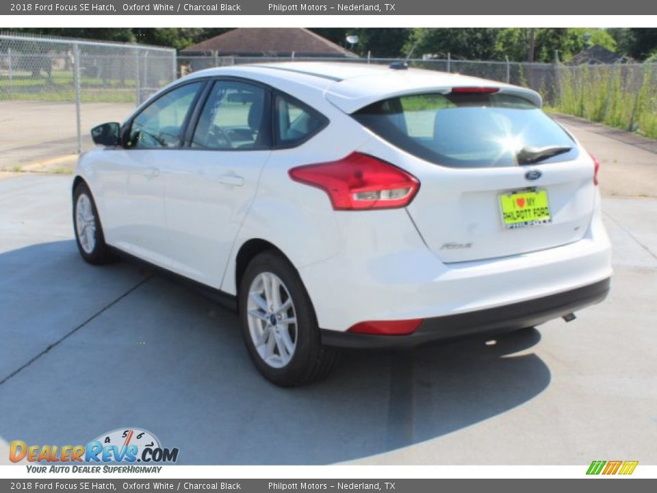 2018 Ford Focus SE Hatch Oxford White / Charcoal Black Photo #7