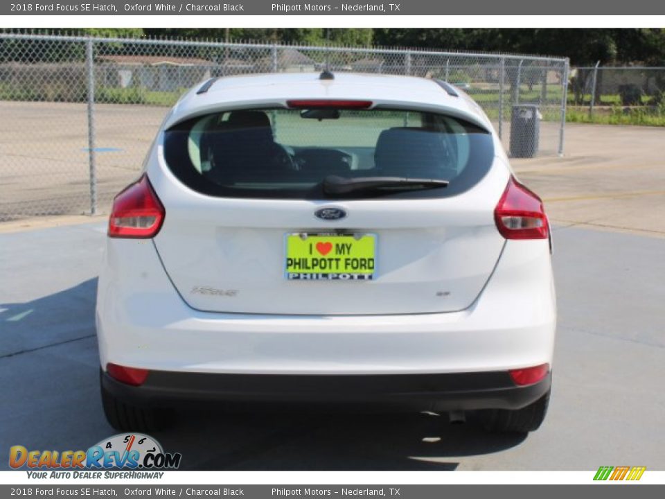 2018 Ford Focus SE Hatch Oxford White / Charcoal Black Photo #8