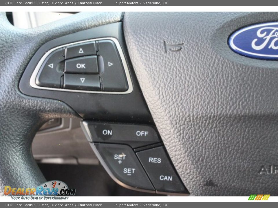 2018 Ford Focus SE Hatch Oxford White / Charcoal Black Photo #16