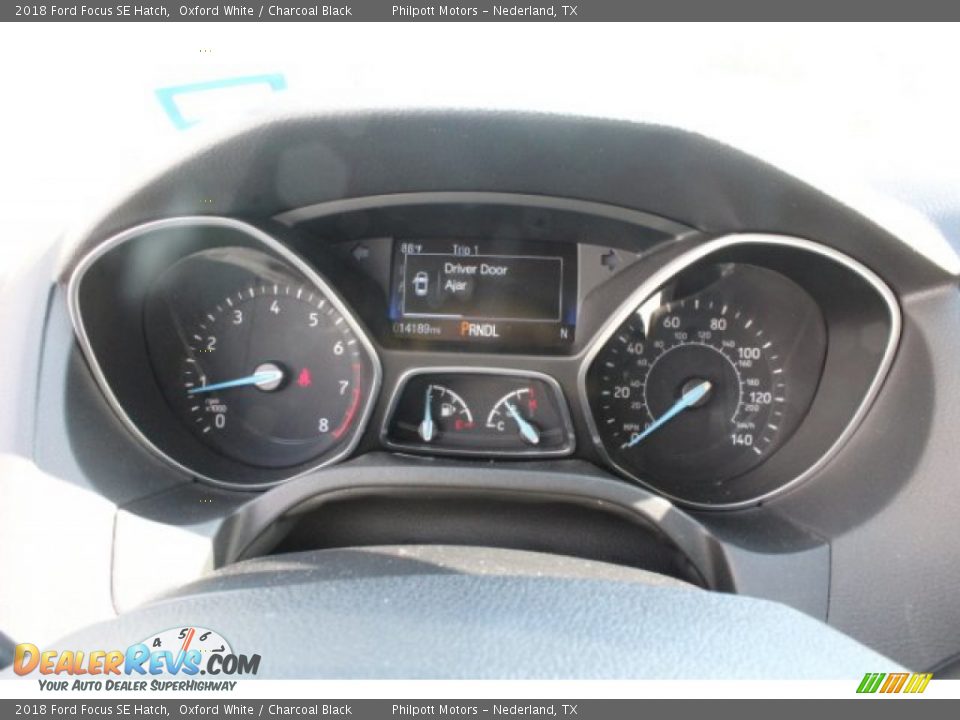 2018 Ford Focus SE Hatch Oxford White / Charcoal Black Photo #27