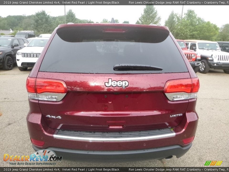 2019 Jeep Grand Cherokee Limited 4x4 Velvet Red Pearl / Light Frost Beige/Black Photo #4