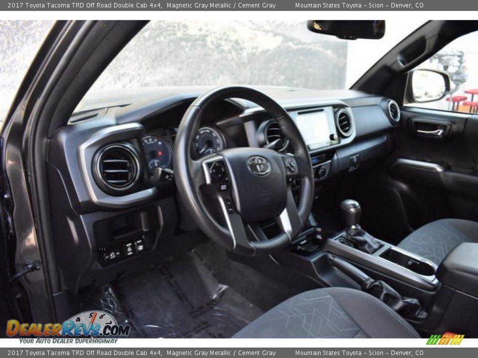 2017 Toyota Tacoma TRD Off Road Double Cab 4x4 Magnetic Gray Metallic / Cement Gray Photo #10